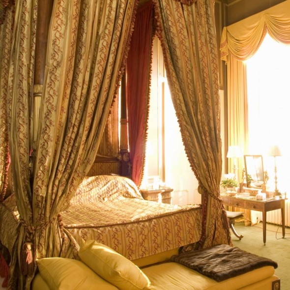 Belvoir Castle bedroom with four-poster bed